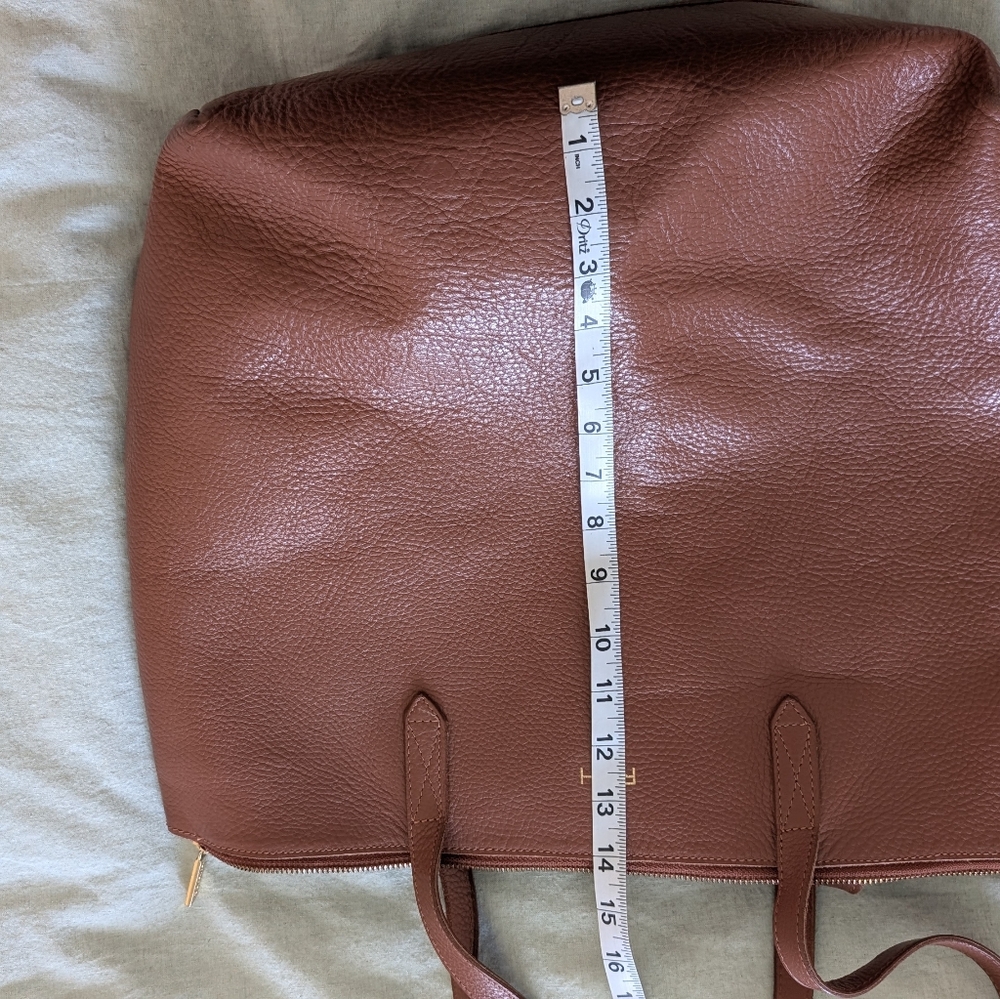 Cuyana Brown Leather Tote - Picture 11 of 13